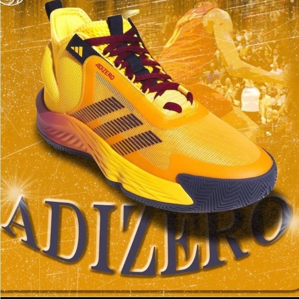 Adidas Adizero Select Men Basketball
Shoes PE Cavs Jersey USA 8
